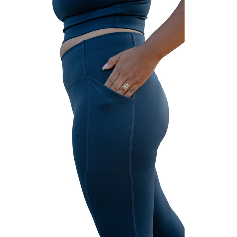 High-Rise Compressive Pocket Legging - XS, XXL