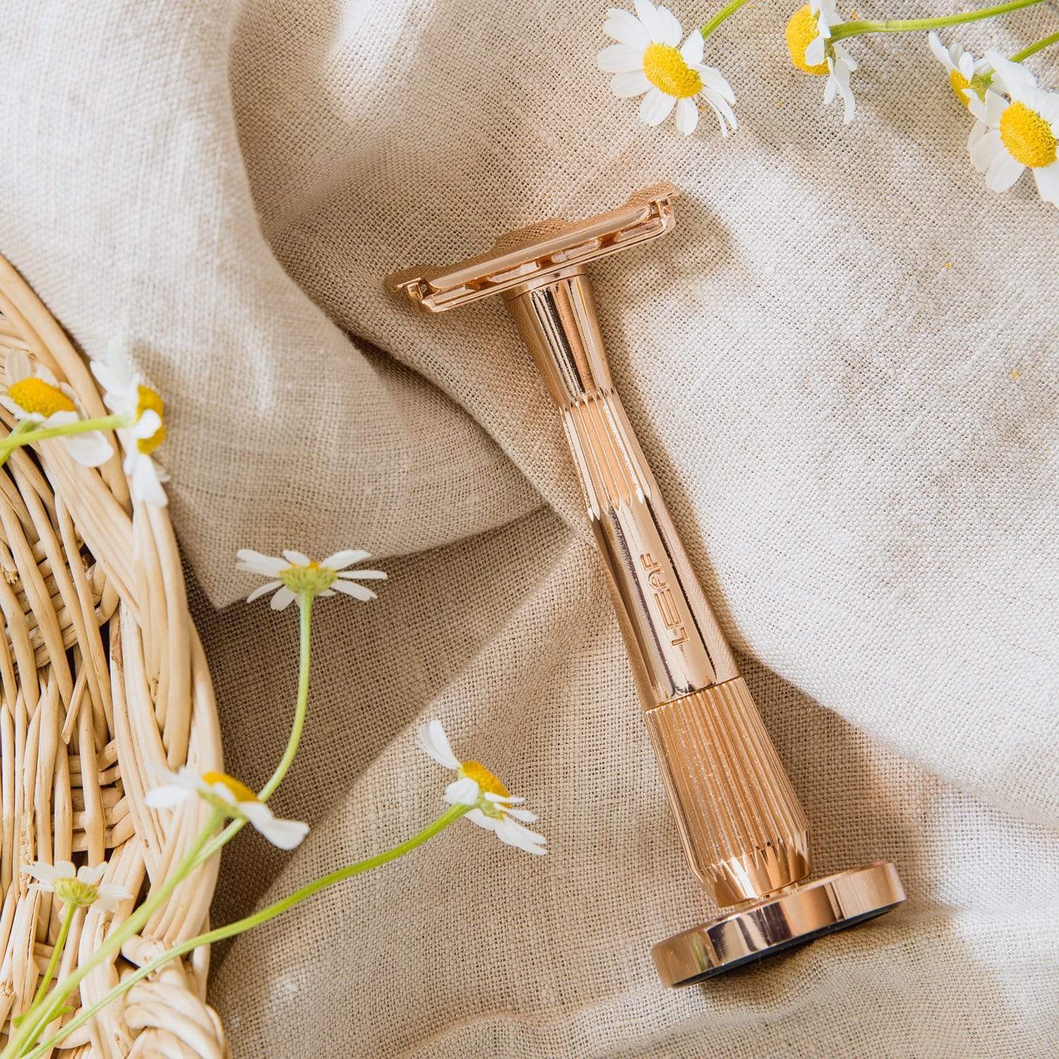 Leaf Shave Twig Safety Razor