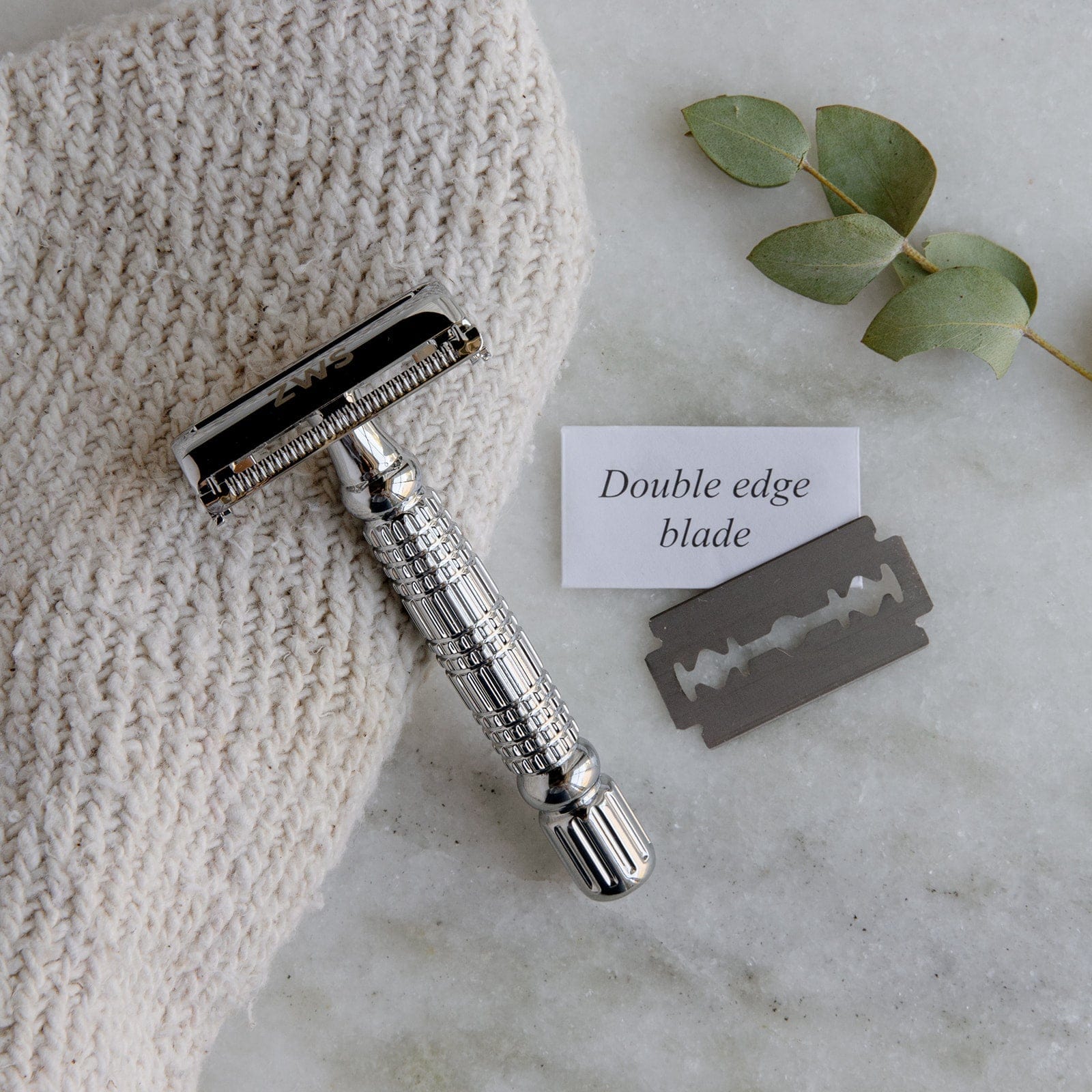 ZWS Essentials Zero Waste Safety Razor - Sustainable Razor - Stainless Steel, Single Blade, 10 Free Blades